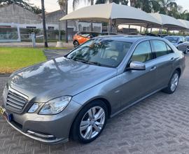 MERCEDES-BENZ E 250 CDI BlueEFFICIENCY Avantgard