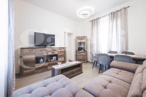 C/O Via Dante Trivano Ristrutturato e Arredato