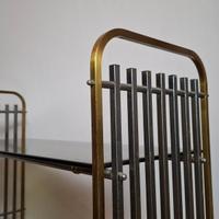 Vetrina in ottone e mensole in vetro anni 70 