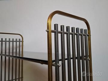 Vetrina in ottone e mensole in vetro anni 70 