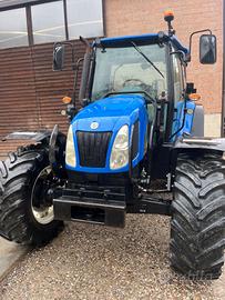 Trattore new holland t5050