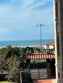 Appartamento vista mare zona Principe di Piemonte