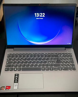 PC Lenovo IdeaPad 3 15” + Accessori | Come Nuovo