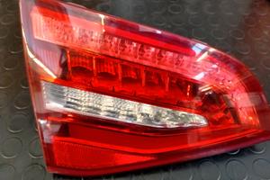 Fanalino posteriore interno sx