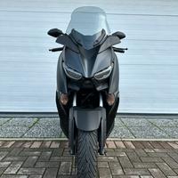 Yamaha xmax 300