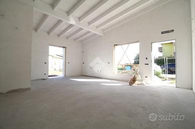 PORZIONE DI BIFAMILIARE A SUZZARA