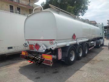 Semirimorchio carburante