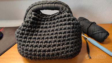 Clutch bag grigio fumo nera