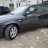 Alfa Romeo 147 5 Porte 147 5p 1.9 jtd Progression