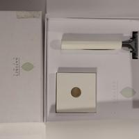 Rasoio Nature's in confezione originale. Nuovo