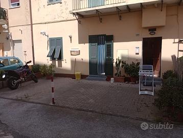 Trilocale con corte privata