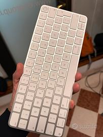 Apple Magic Keyboard touch id