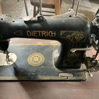 Macchina da cucire - tavolo e coperchio originali