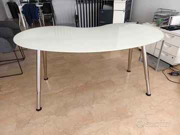 Tavolo scrivania Ikea in vetro