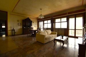 VILLA SINGOLA A CORIANO