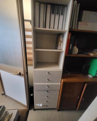 mobile Colonna con cassetti