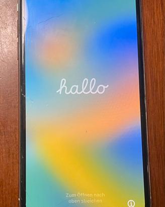 Iphone xs  perfettamente funzionante  ,vetri rotti
