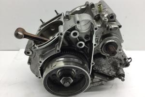 CARTER MOTORE ALBERO VOLANO CAMBIO RUOTA LIBERA P4