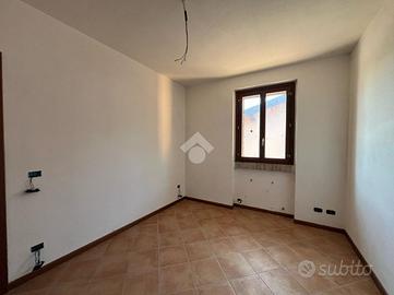 3 LOCALI A CADEO