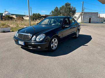 MERCEDES CLASSE E 220 CDI AVANTGARDE – 2005