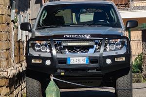 Nissan Pathfinder 2.5dci