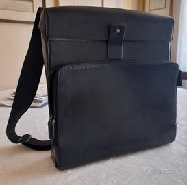 Porta notebook in cuoio nero, marca Cargo