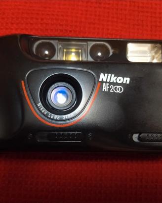 Fotocamera compatta Nikon AF200 