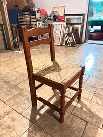 3 sedie impagliate in legno
