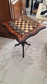 tavolo da scacchi classico