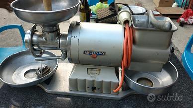 Tritacarne elettrico a 380