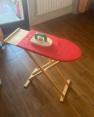 Asse da stiro in legno per bambini – come nuovo 🧺✨