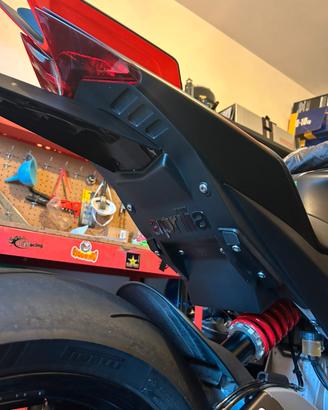Tappi copri pedane Aprilia rs 660