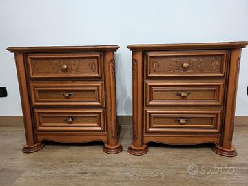 Coppia di comodini vintage