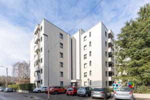Box / Garage di 13 m² a Sovico