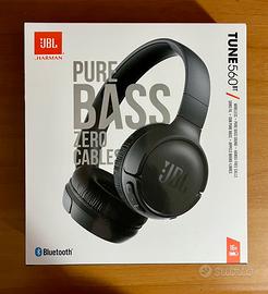 JBL Pure Bass Sound Tune 560 BT