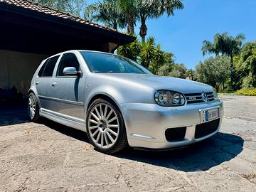 Volkswagen Golf  R32