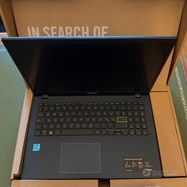 Notebook Asus 15.6’’ Nuovo mai utilizzato