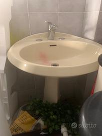 Lavandino bagno