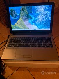 Pc portatile hp AMD a10 9600p ssd
