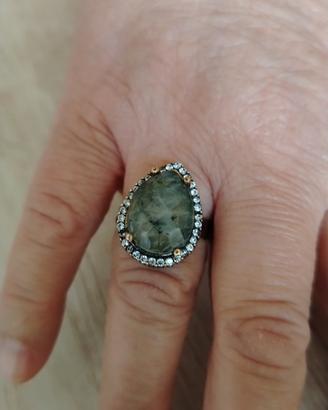 Anello argento 925 con pietra e brillantini 