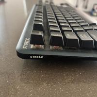 🎮 FNATIC MINI STREAK – Meccanica Switch Rossi