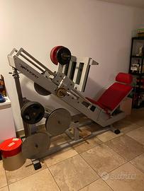 Leg press machine