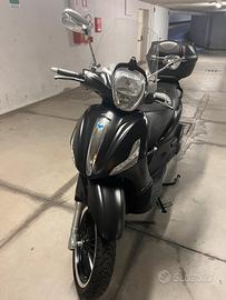 Beverly 300 Police