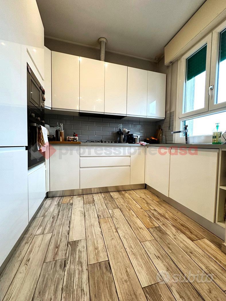 Apartment in Livorno, Ardenza, Consiglio di Zona 5 - Altro