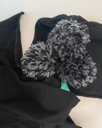 #idearegalo #natale Cappello e sciarpa con pon pon