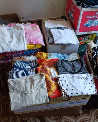 lotto n. 365 vestiti donna usati