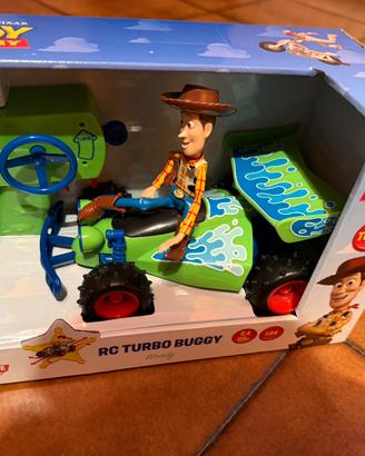 Macchinina telecomandata con Woody di Toy Story