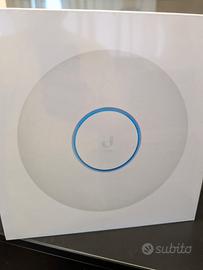 Ubiquiti U6-LR Access Point NUOVO