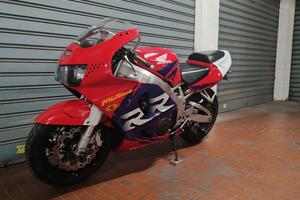 Honda CBR 900 RR Fireblade