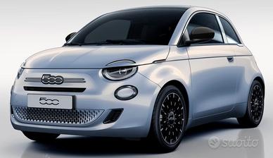 Fiat 500 Berlina Hybrid La Prima KM0 DISPONIBILE A